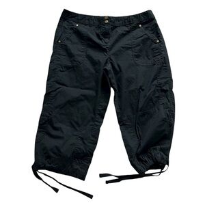 ⚫️I.N.C: Women’s size 12, black capris w/scrunch tie accent & pockets, preowned